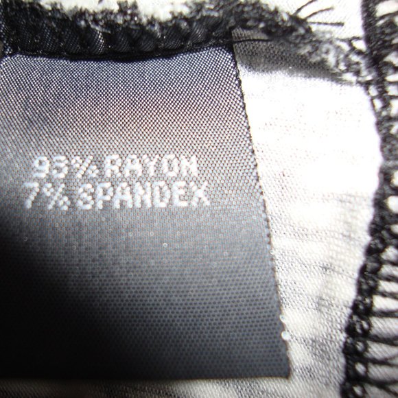 Kenneth Cole Reaction black and white top M - Picture 5 of 5